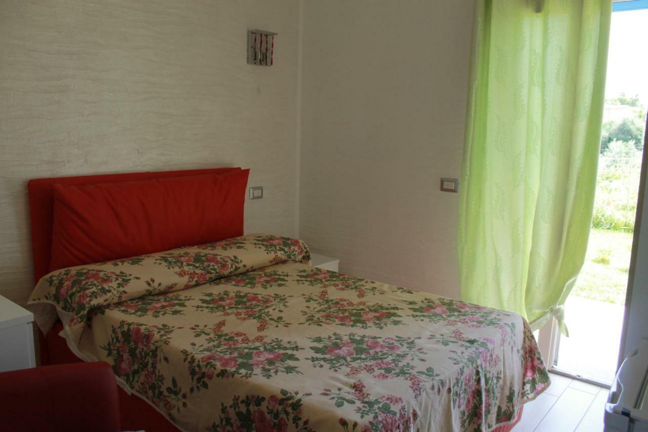 S'Olivariu Village Affittacamere Piscinas Exteriör bild